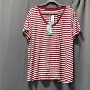 Thread & Supply Tatiana Tee Burgundy - Size 2X